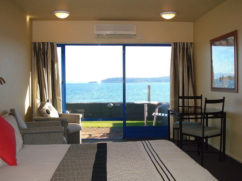 אגם טאופו Clearwater Motor Lodge מראה חיצוני תמונה